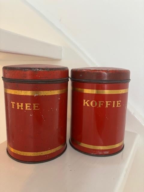 Antieke blikken rood thee en koffie, Ophalen of Verzenden, Gebruikt, Koffie, Overige merken