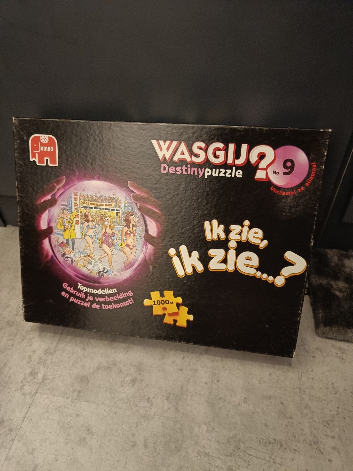 Wasgij Destiny 9: Topmodellen 1000 stukjes, Ophalen of Verzenden, 500 t/m 1500 stukjes, Zo goed als nieuw, Legpuzzel
