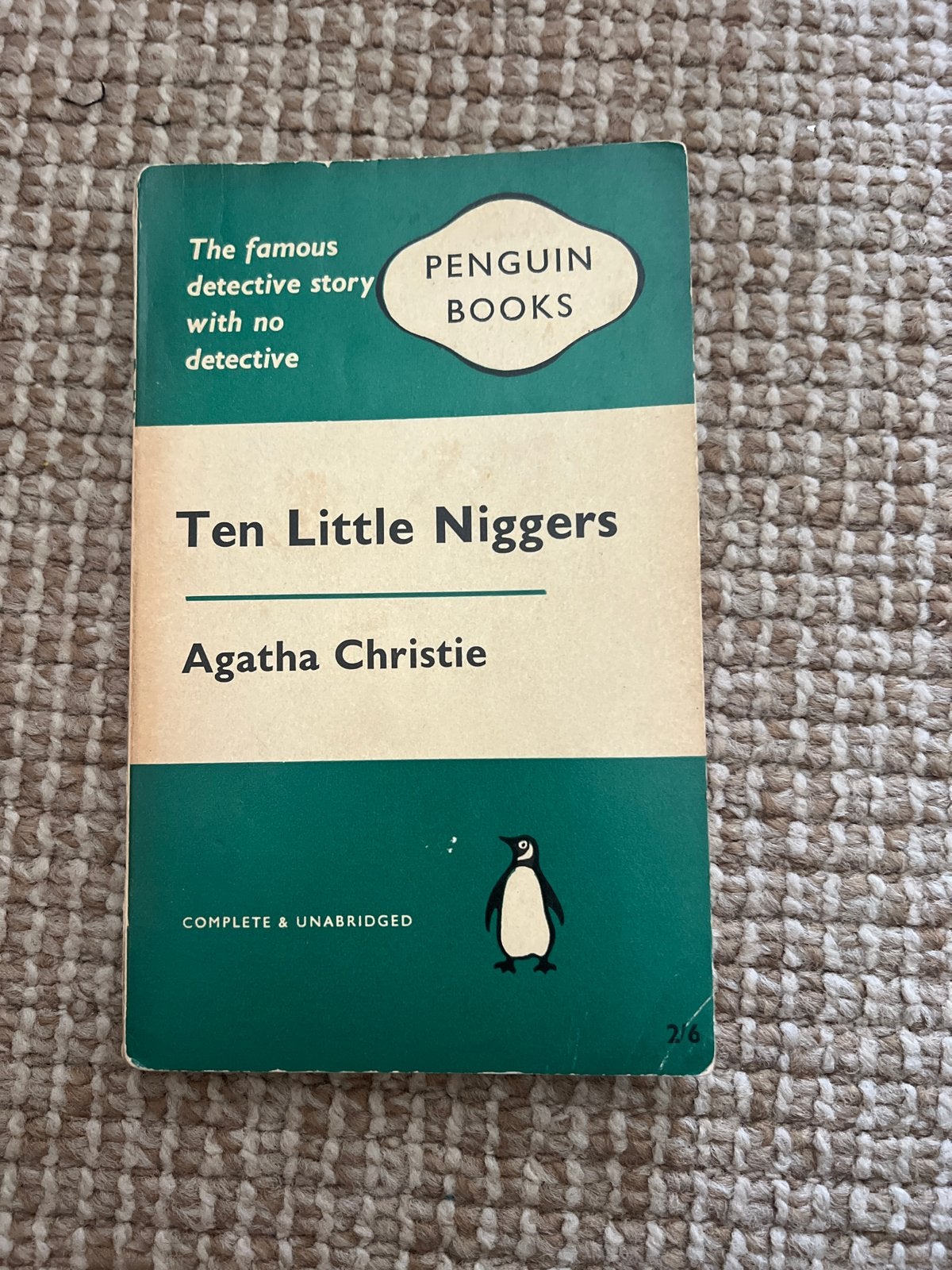 Ten Little Niggers - Agatha Christie (Penguin Books), Ophalen of Verzenden, Gelezen