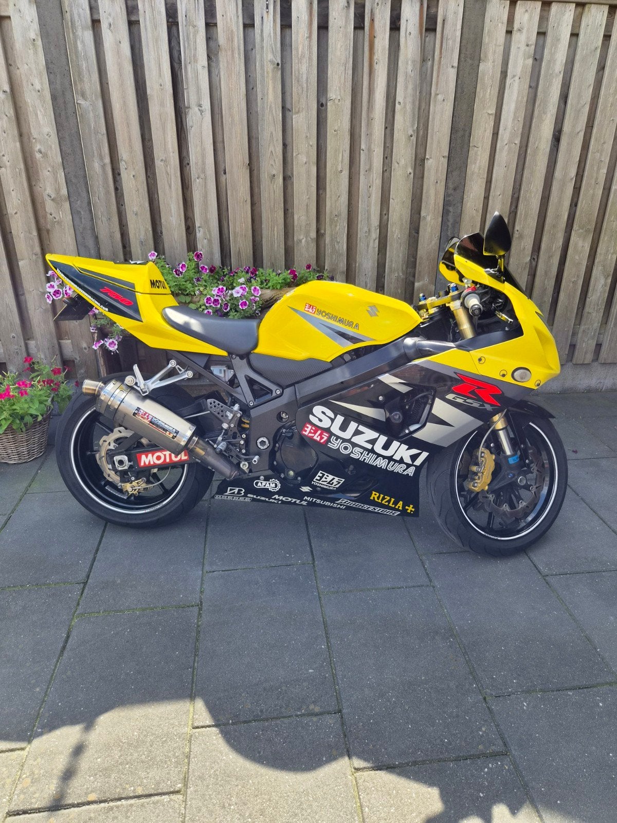 Suzuki GSX-R 750 K4 2004, Motoren, Motoren | Suzuki, 750 cc, Sportuitlaat, 4 cilinders, Motorrijbewijs A