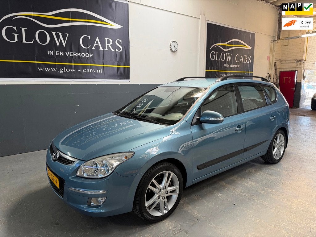 Hyundai I30 CW 2.0i i-Catcher |AIRCO|AUT|CRUISE|TREKHAAK|STO, Auto's, Hyundai, Gebruikt, Zwart, Blauw, Leder en Stof