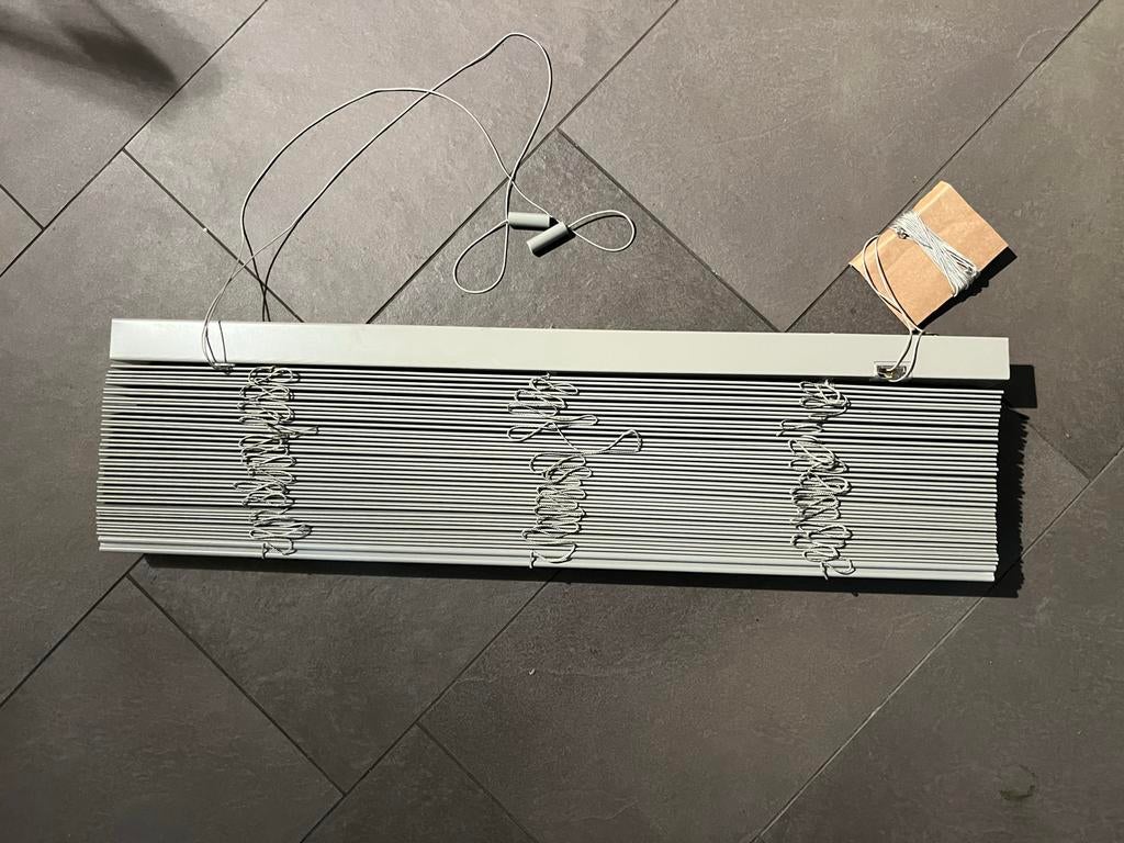 Grijze jaloezieën 80x180 cm - Nieuwstaat!, Huis en Inrichting, Stoffering | Gordijnen en Lamellen, Ophalen, 50 tot 100 cm, Zo goed als nieuw