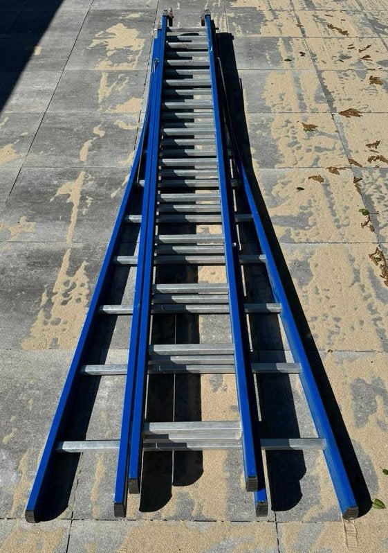 Skyworks 3x12– Professionele Ladder in Goede Staat, Doe-het-zelf en Verbouw, Ophalen, Zo goed als nieuw, 4 meter of meer