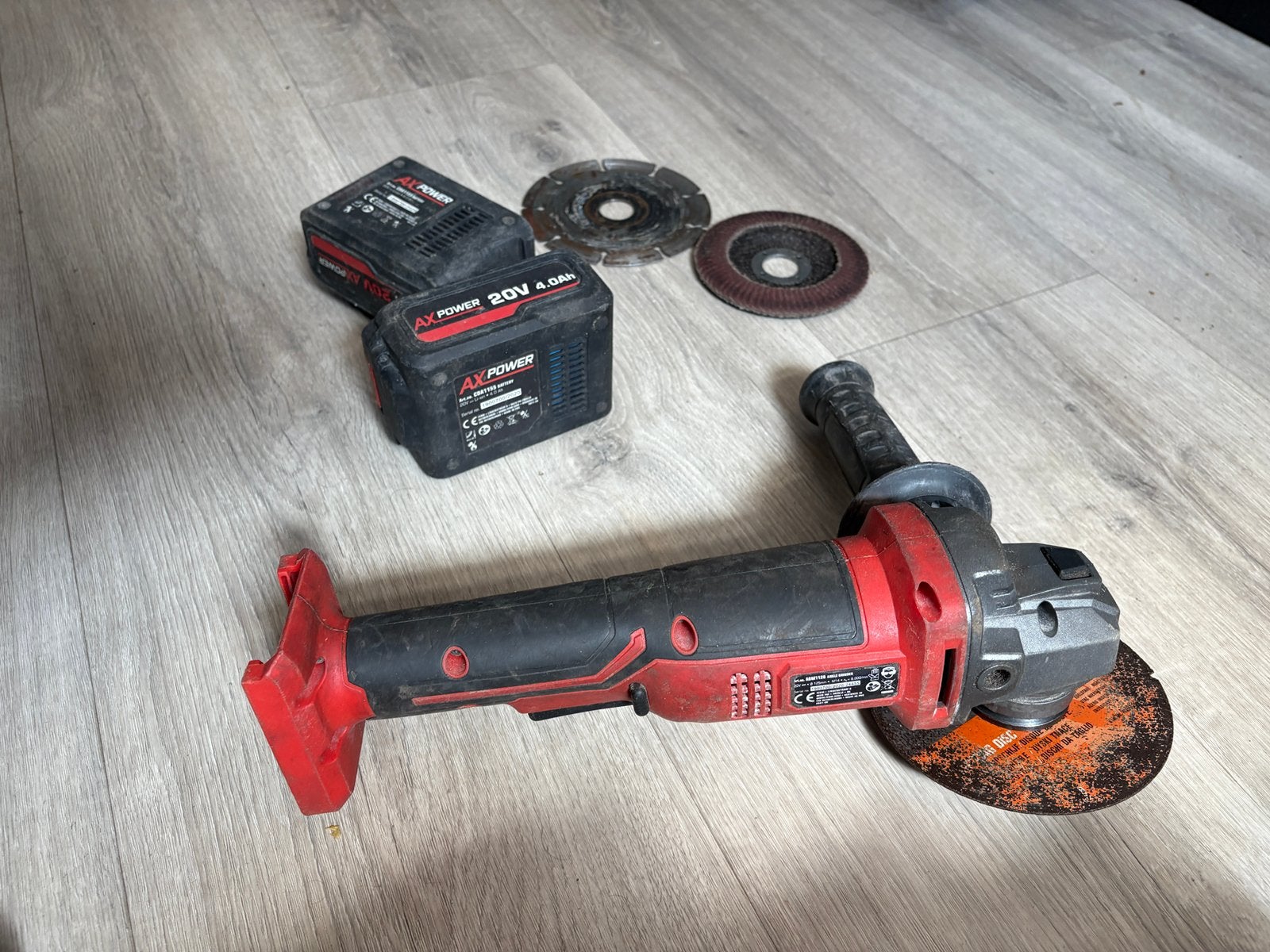 slijpmachine, Ophalen of Verzenden, Zo goed als nieuw, Minder dan 700 watt, Haakse handslijpmachine