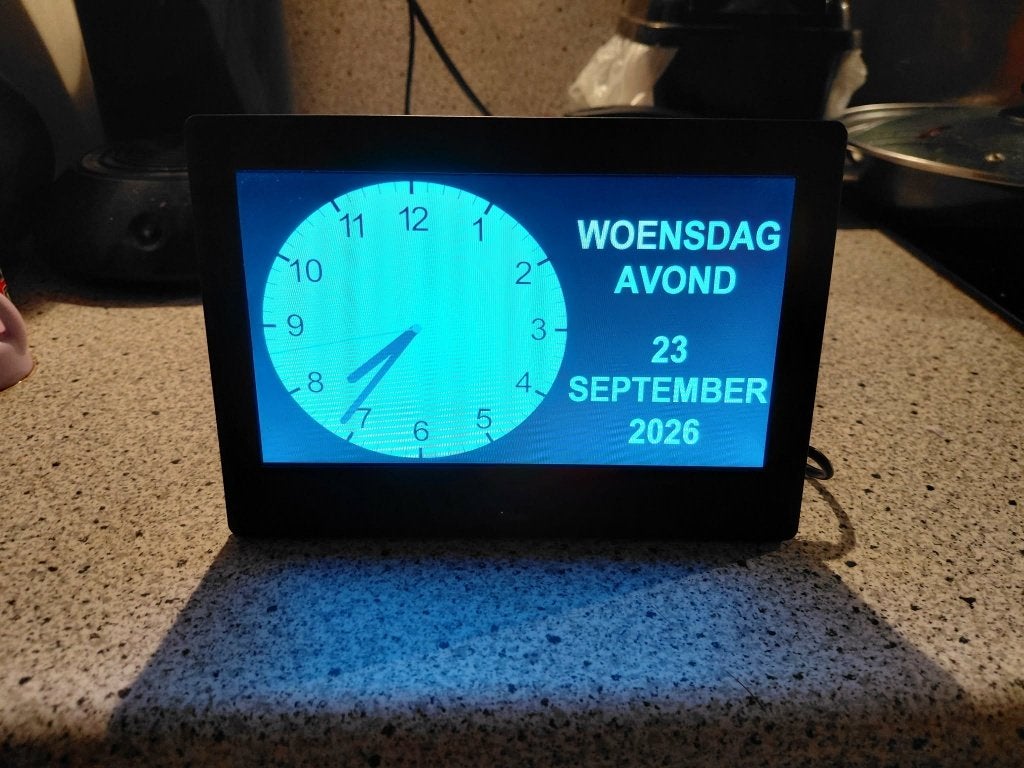 zgan makkelijk klok voor mensen  met Dementie, Kalenderfunctie, Ophalen of Verzenden, Zo goed als nieuw, Tafelklok