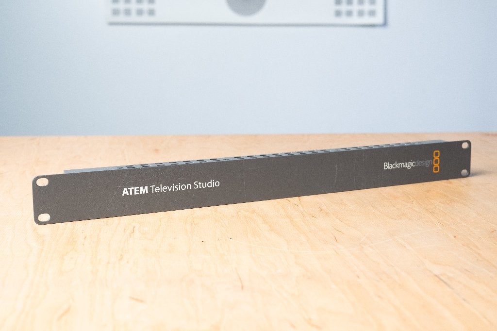 Blackmagic ATEM Television Studio, Ophalen, Zo goed als nieuw