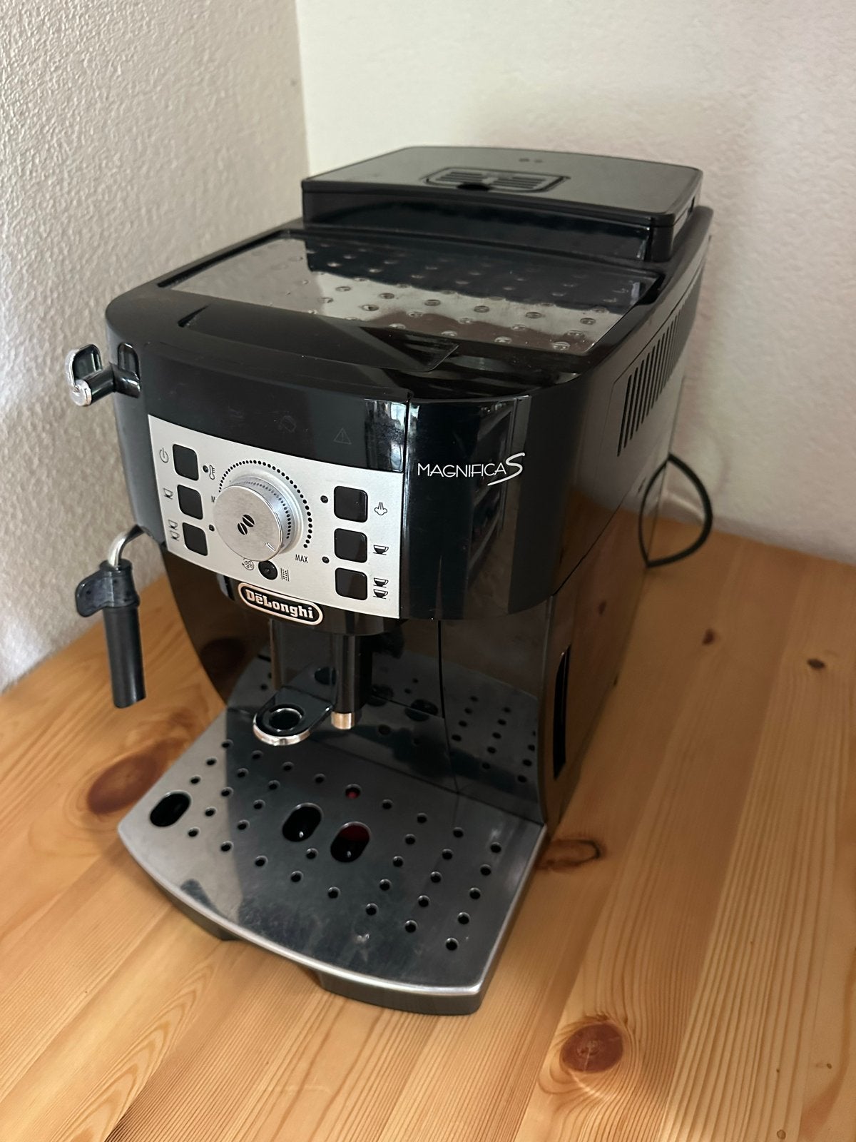 DeLonghi Magnifica S volautomatische espressomachine