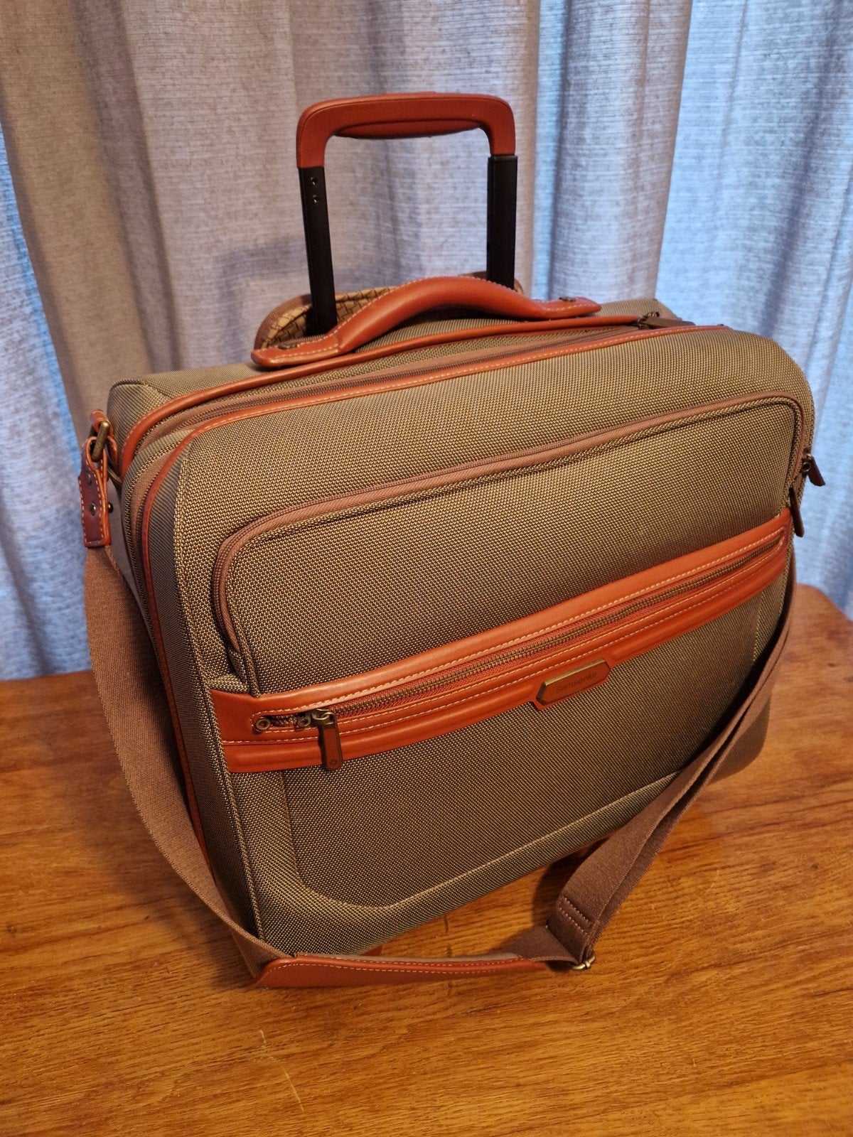 Samsonite trolley koffer, 44 X 22 X 41 cm, 30 cm of meer, Zwart, Samsonite, Samsonite
