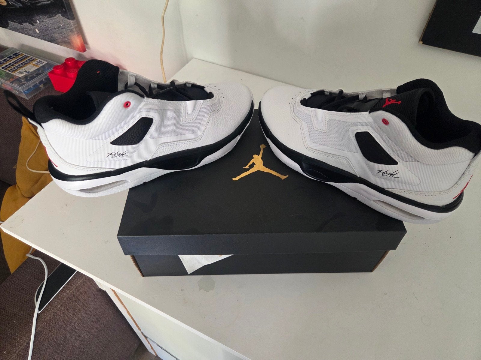 Jordan Stay Loyal 3 Sneakers - Wit/Zwart/Rood, Wit, Nieuw, Ophalen of Verzenden, Sneakers of Gympen