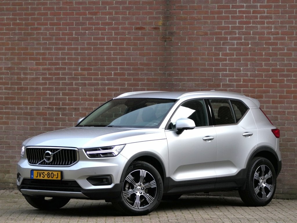 Volvo XC40 2.0 T4 AUT Inscription 12 MND garantie / Harman K, 15 km/l, Euro 6, 1969 cc, Leder