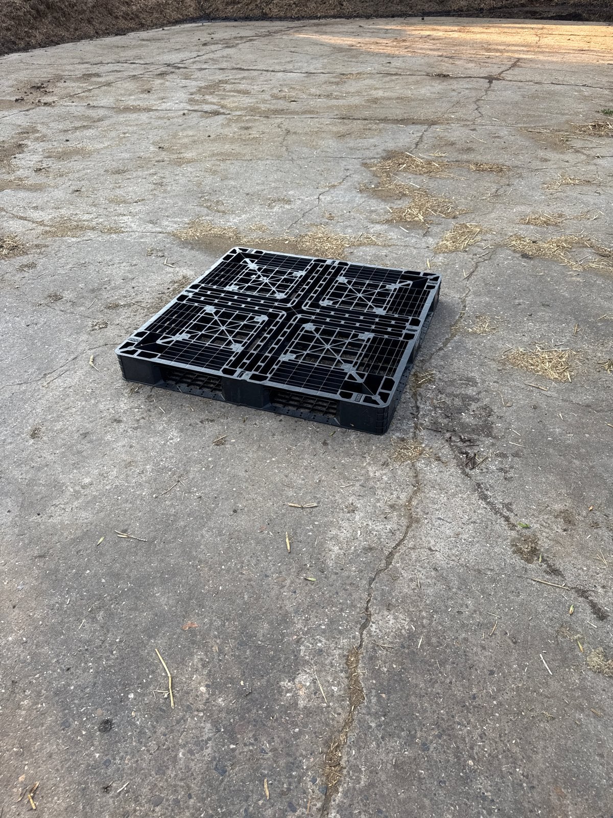 12x Zwarte kunststof pallet, Ophalen of Verzenden, Tuin en Doe-het-zelf