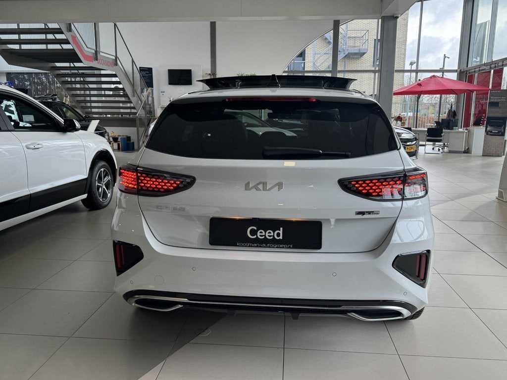 Kia Ceed 1.5 T-GDi GT-PlusLine, Auto's, Kia, Gebruikt, Euro 6, 4 cilinders, 610 kg