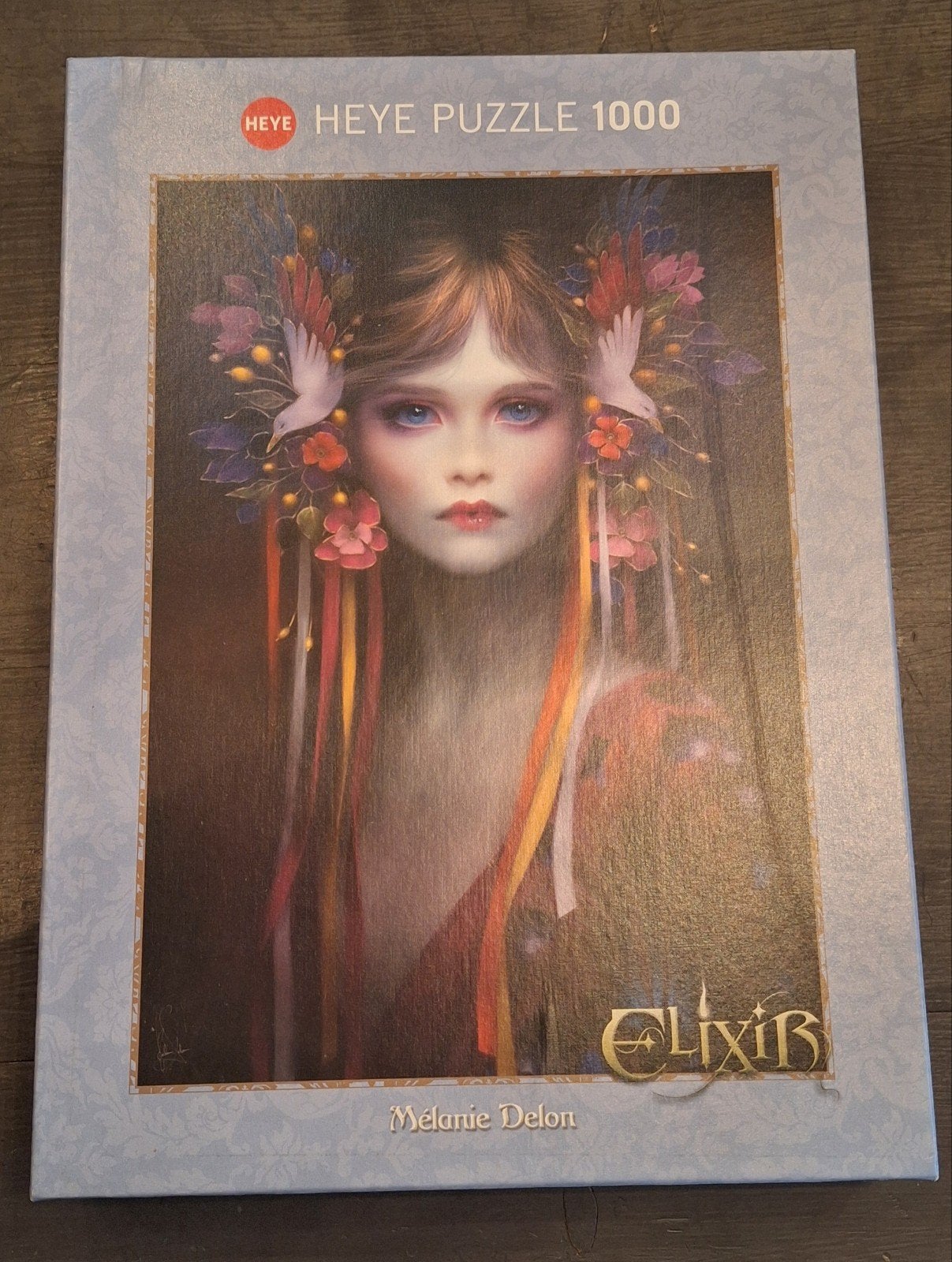 Complete Heye Elixir Legpuzzel Mélanie Delon. Art nr 29781, Hobby en Vrije tijd, Ophalen, 500 t/m 1500 stukjes, Zo goed als nieuw