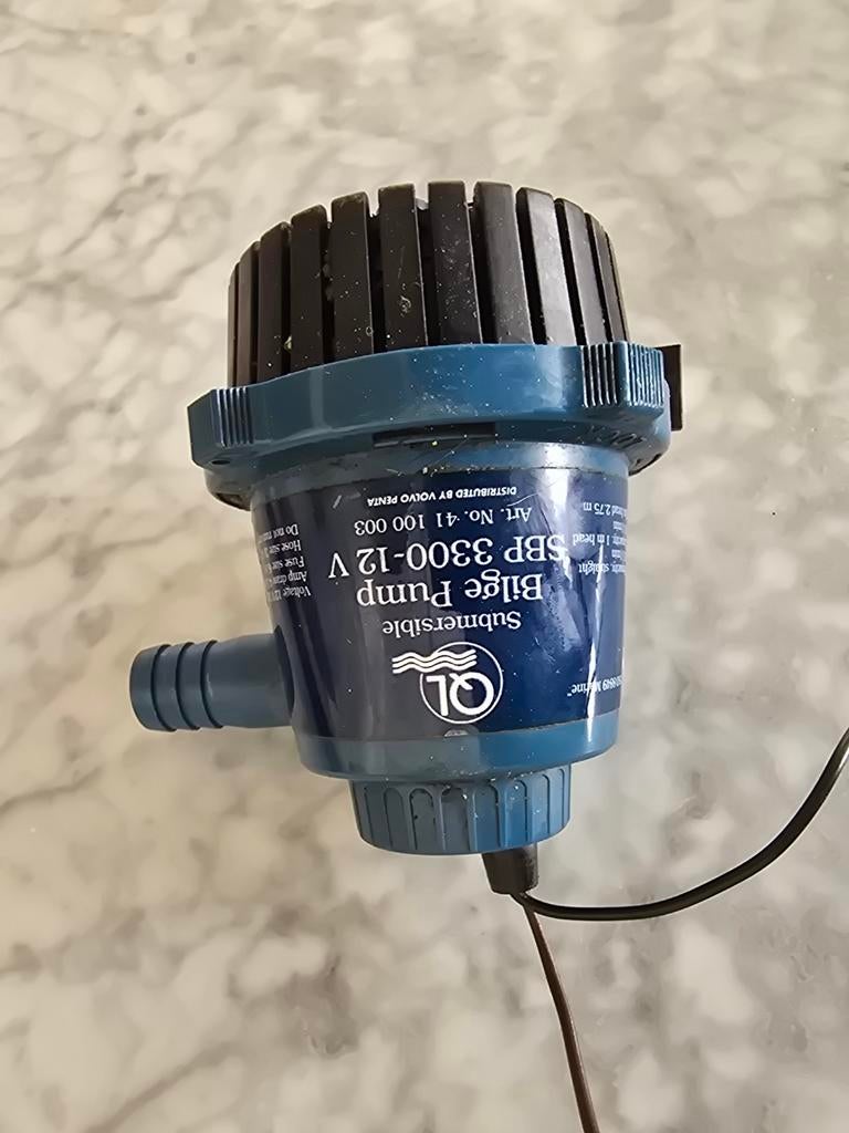 QL Dompel lenspomp SBP 3300-12 V - Volvo Penta, Watersport en Boten, Ophalen of Verzenden, Gebruikt, Motor en Techniek
