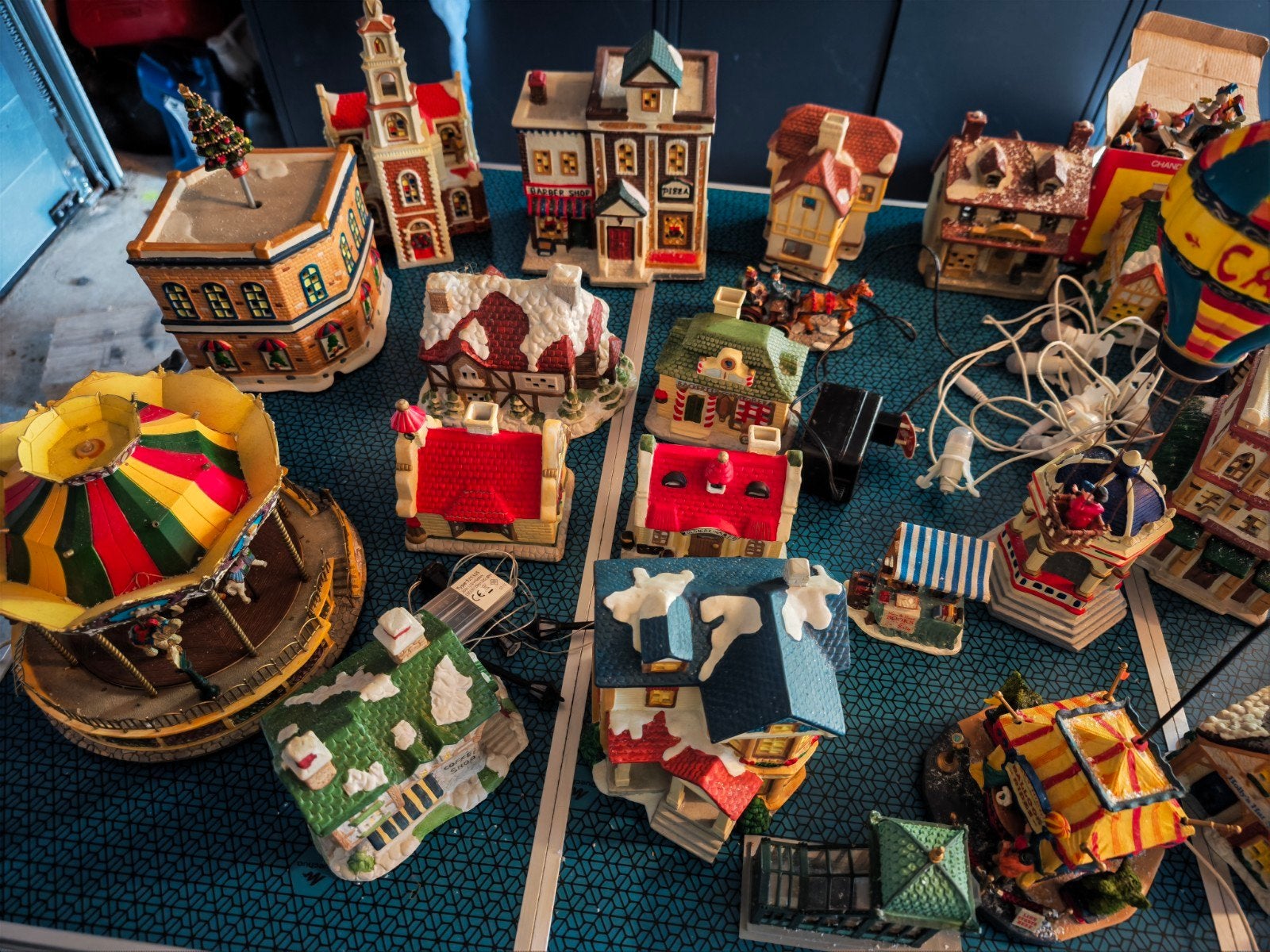 Kerstdorp Lemax, Dickensville. Lees de tekst, Diversen, Ophalen, Gebruikt