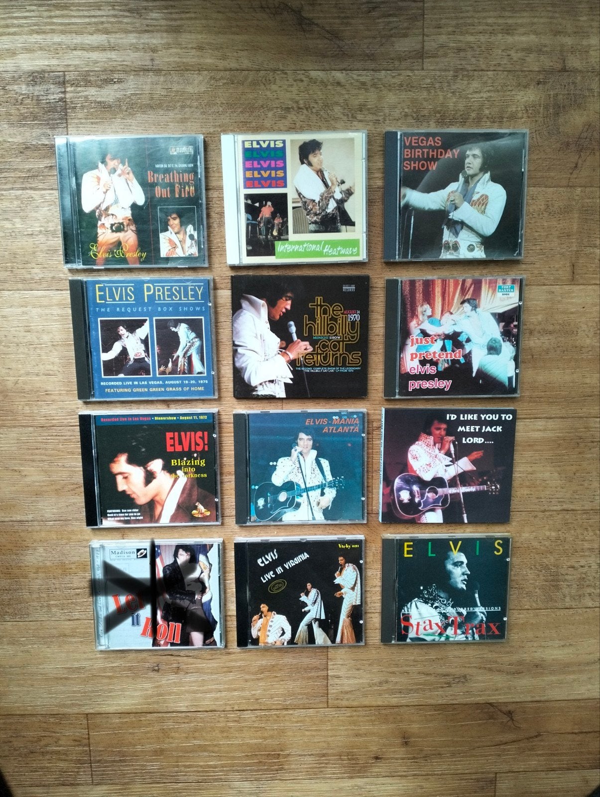 Veel Elvis Presley bootleg cd's met live concerten, Ophalen of Verzenden, Zo goed als nieuw