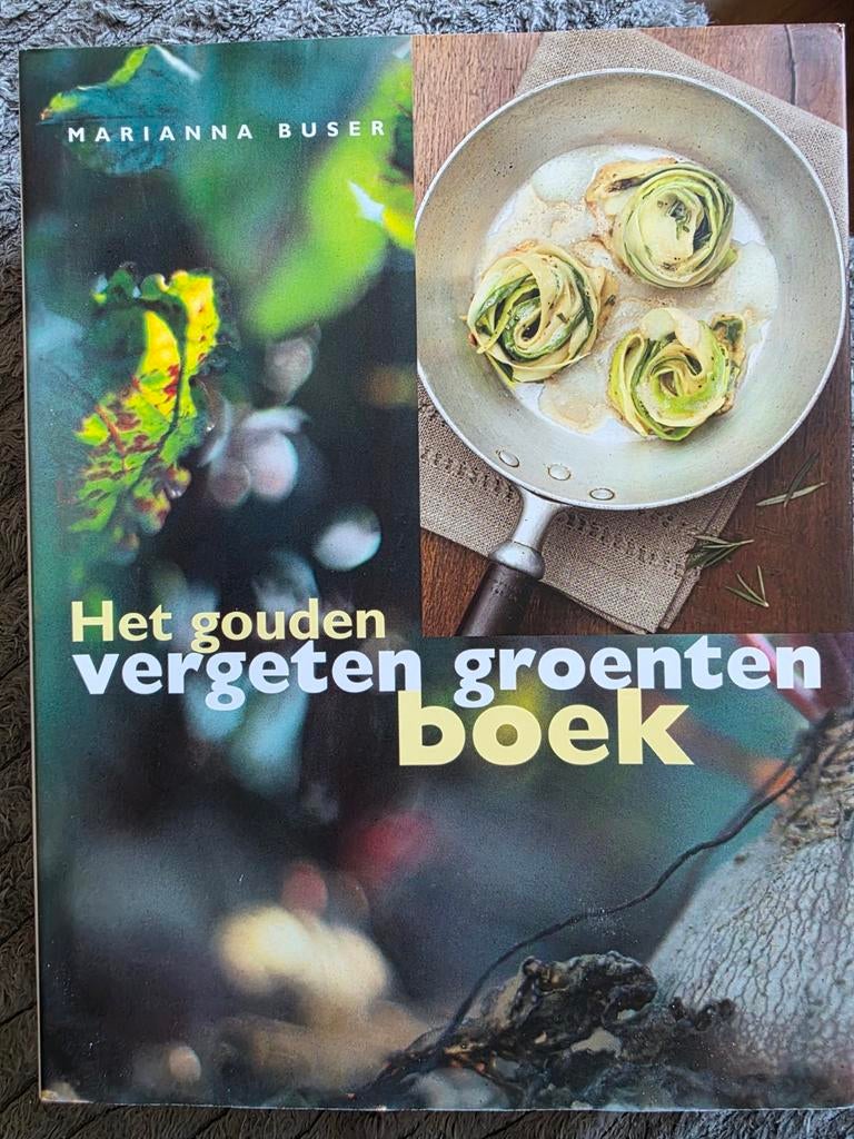 M. Buser - Het gouden vergeten groenten boek, Ophalen of Verzenden, M. Buser