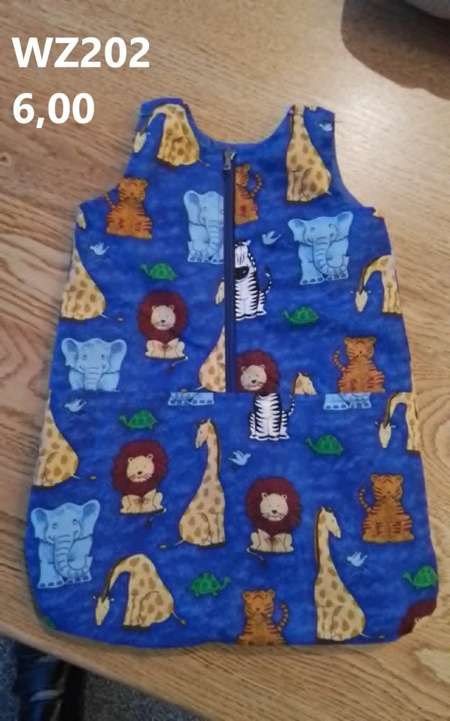 Poppenkleertjes baby born. Slaapzak dieren. Opbrengst KiKa., Ophalen of Verzenden, Nieuw, Babypop