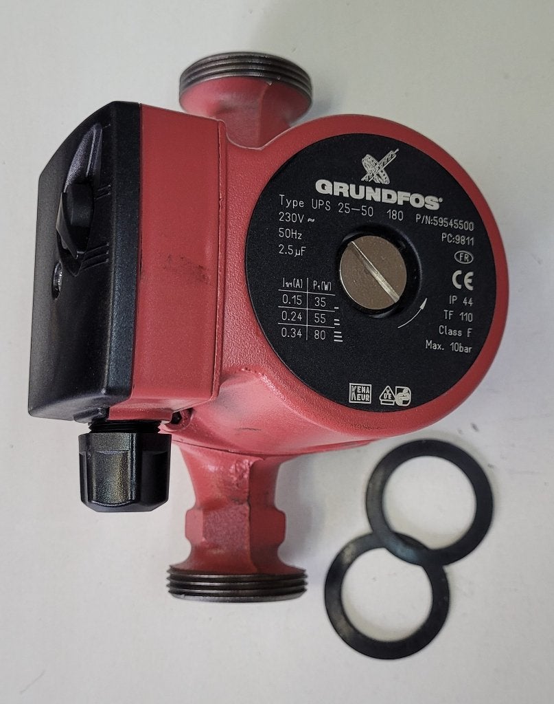 GRUNDFOS POMP UPS 25-50-180 NIEUW, Doe-het-zelf en Verbouw, Verwarming en Radiatoren, 30 tot 80 cm, Cv-ketel of Combi-ketel, Nieuw