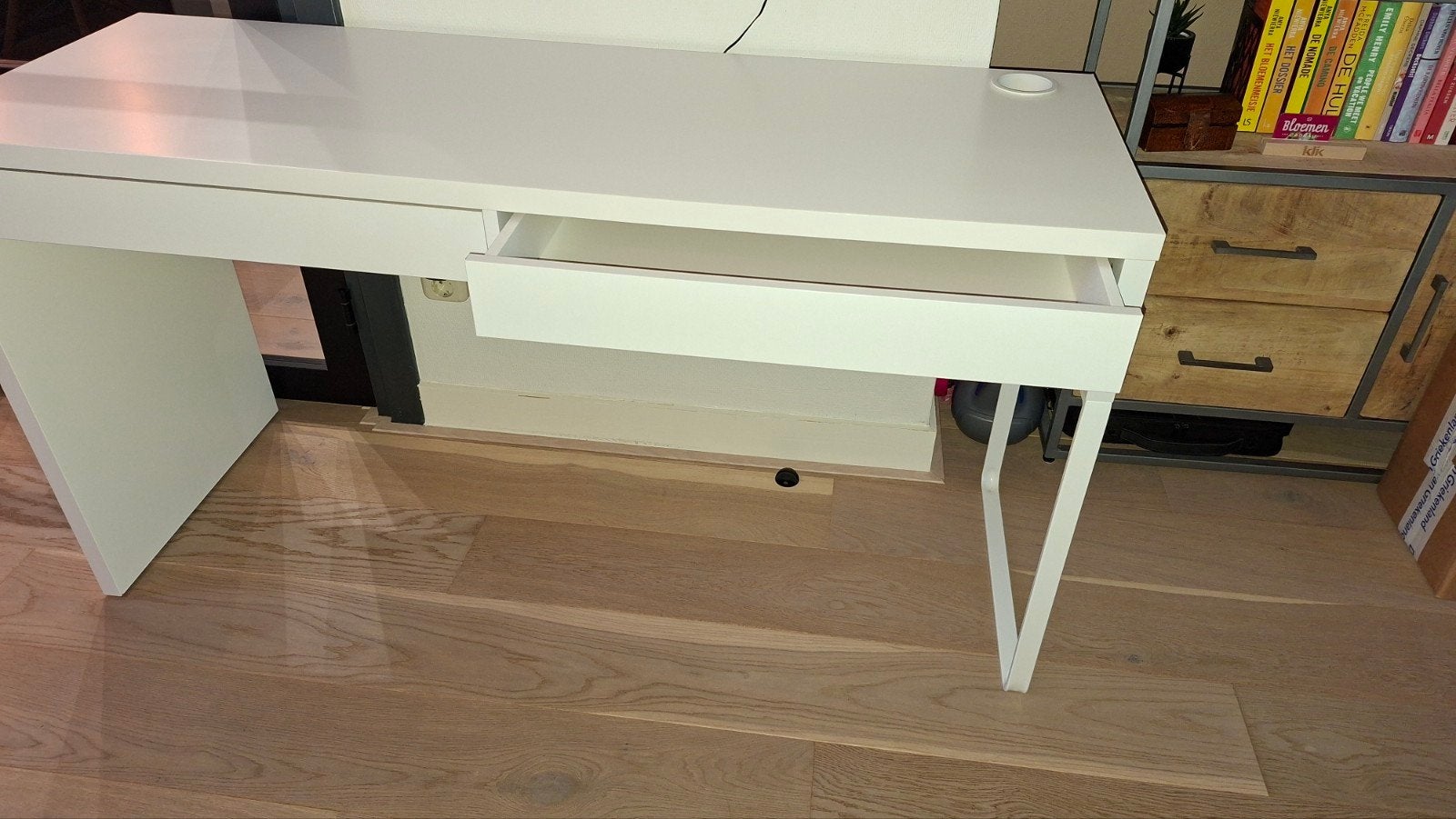 Ikea Micke bureau ZGAN wit met lades, Ophalen, Met lades, Gebruikt, Spaanplaat of MDF