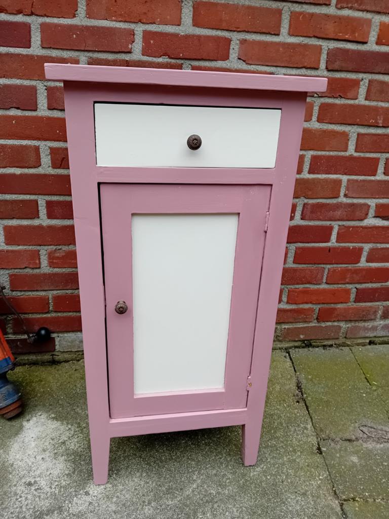 Brocant oud nachtkastje met deurtje en lade., Ophalen, Minder dan 45 cm