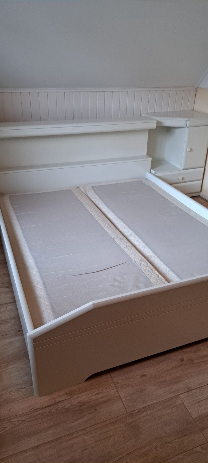 Tweepersoonsbed met nachtkastjes en opbergruimte, Ophalen, Gebruikt, Klassiek, functioneel, Tweepersoons