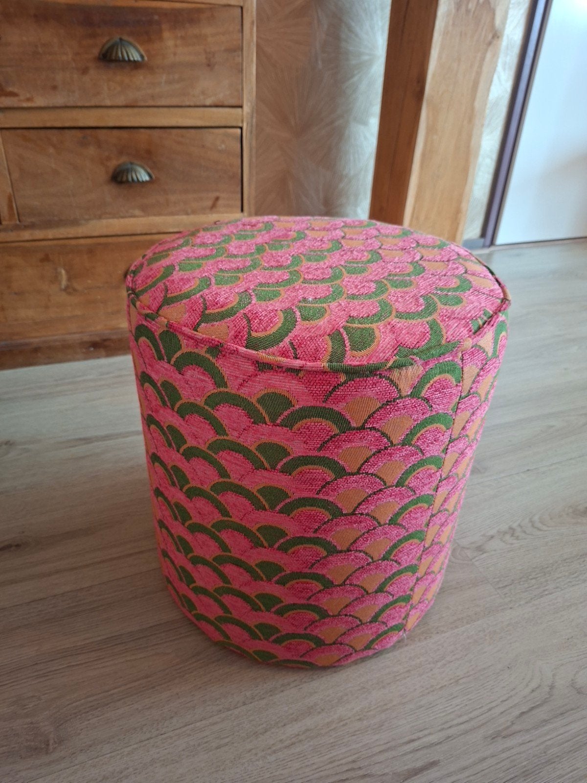 Nieuwe poef xenos, Ophalen, Minder dan 50 cm, Rond, Nieuw