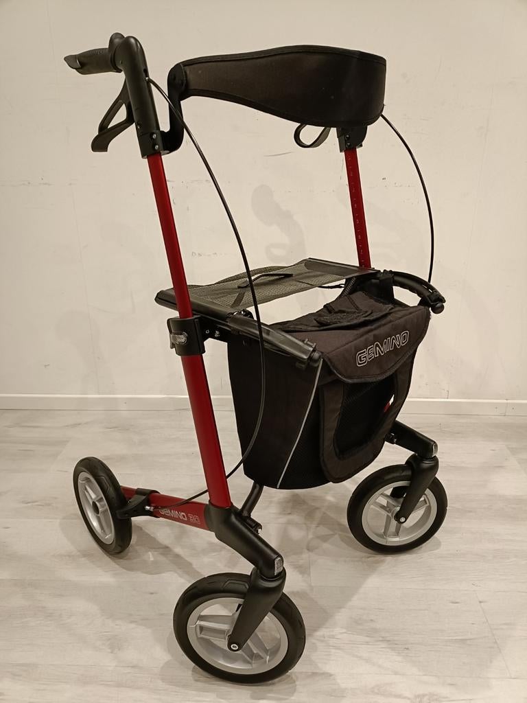 Gemino 30 lichtgewicht rollator incl Servicebeurt ZGAN!, Diversen, Rollators, -, -, Ophalen of Verzenden, Zo goed als nieuw