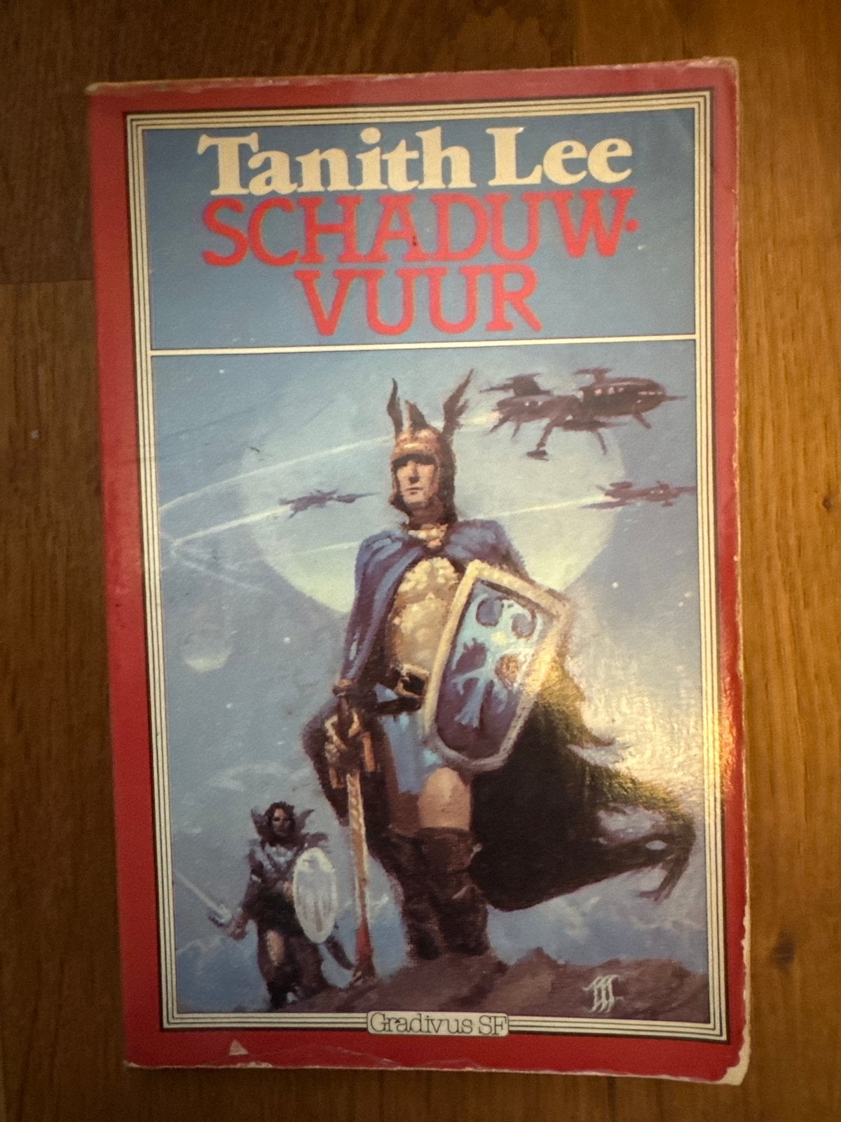Tanith Lee - Schaduw Vuur (Gradivus SF), Boeken, Ophalen of Verzenden, Gelezen