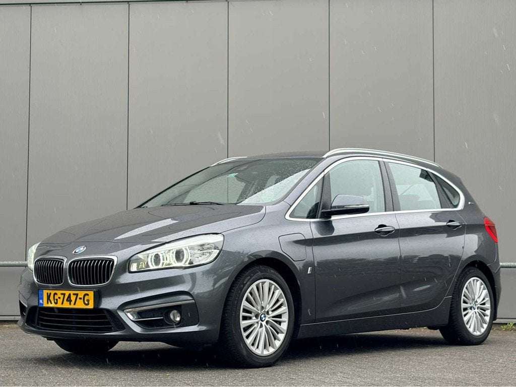 2016 BMW 2-serie Active Tourer 225xe iP Cent. Exec. Personen, Auto's, BMW, Automaat, 136 pk, Gebruikt, Euro 6