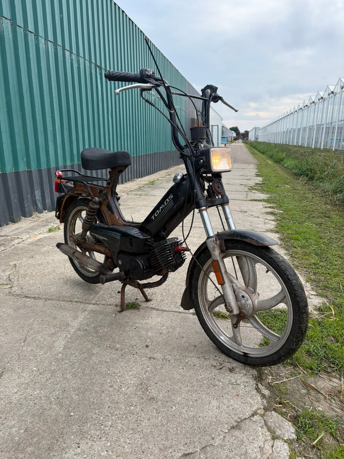 Tomos opknapper met veel potentie!, Fietsen en Brommers, Ophalen, Zo goed als nieuw, Standard