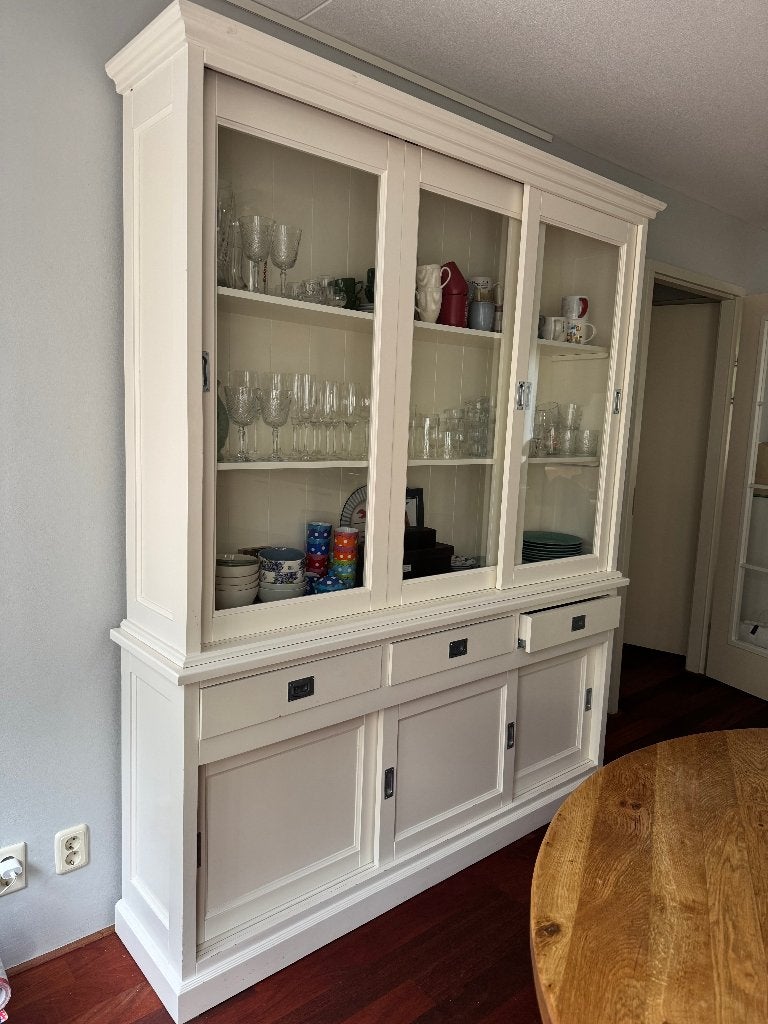 Grote landelijke buffetkast/vitrinekast – wit – 220 x 180 cm, Huis en Inrichting, Ophalen, 200 cm of meer, 150 tot 200 cm, Eikenhout