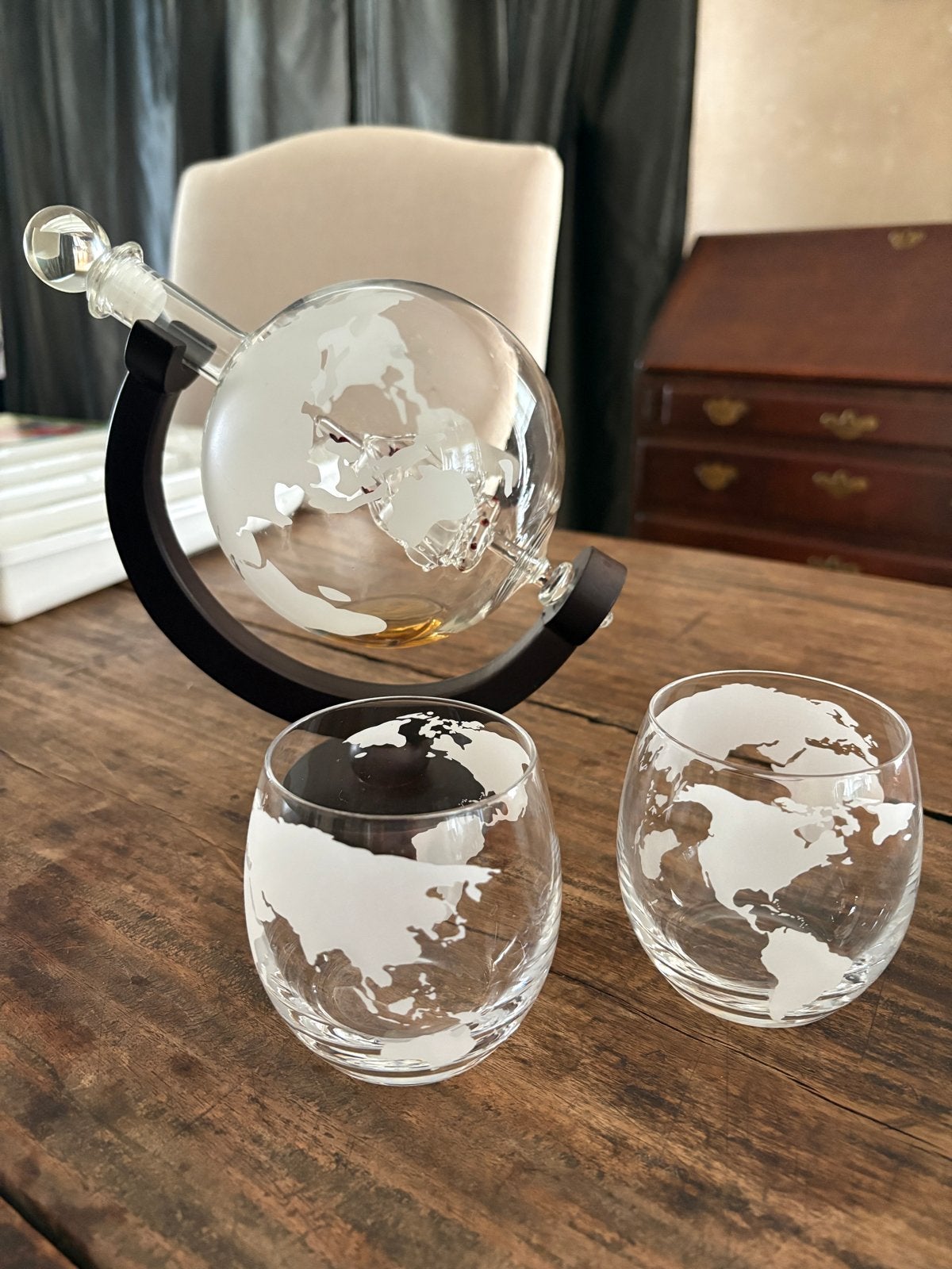 Mikamax Globe Decanter Set met 2 Glazen - Wereldbol Design, Ophalen of Verzenden, Zo goed als nieuw, Overige merken, Glas