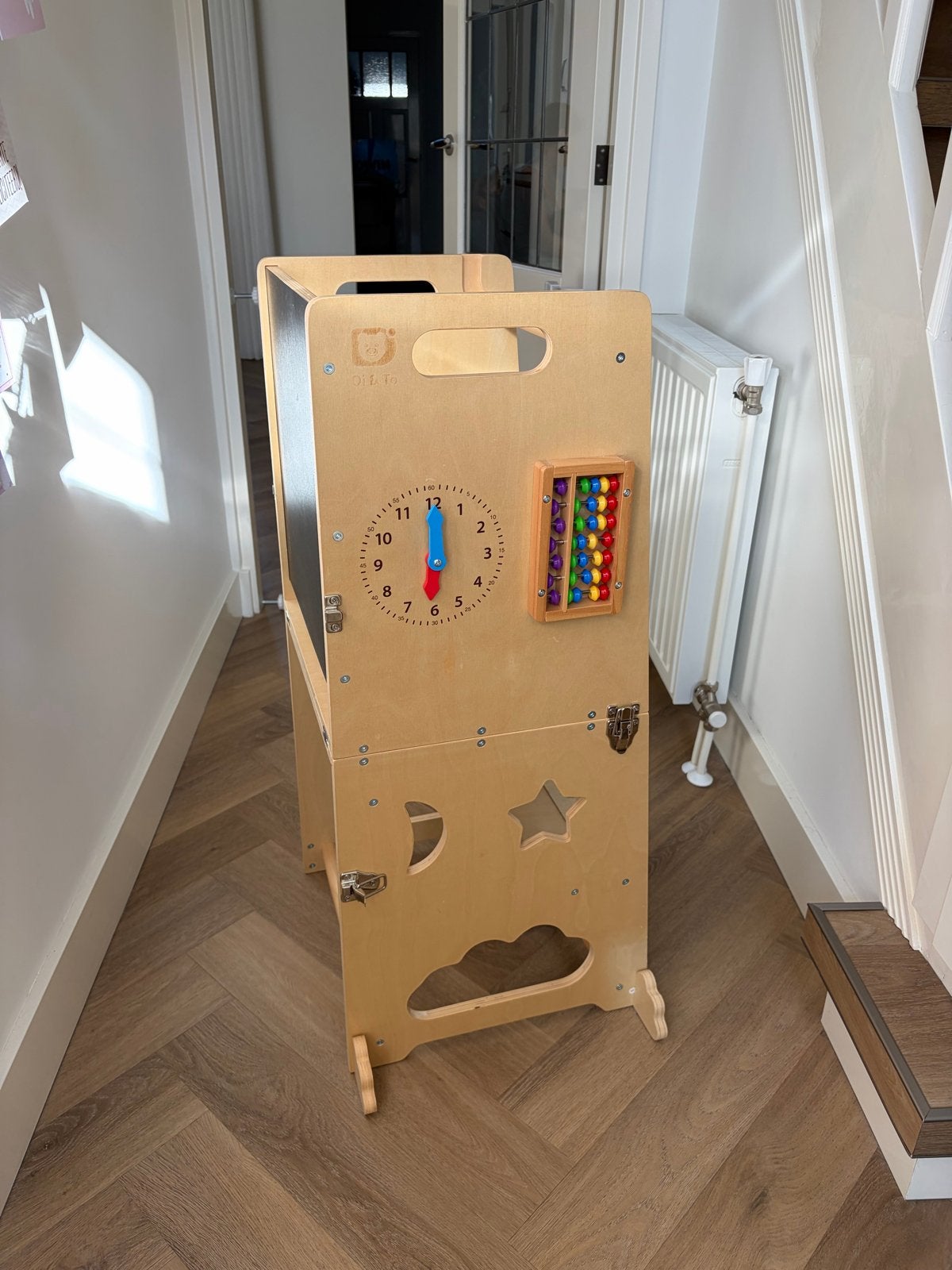 Houten Leerstoel/Keukenhulp met Activiteitenbord van Di&To, Ophalen, Zo goed als nieuw, Knutselen
