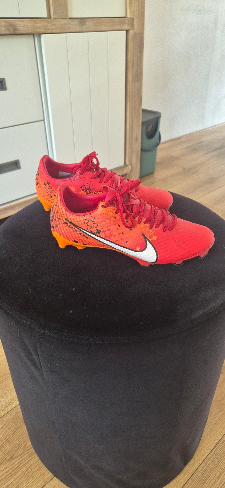 Nike Mercurial Voetbalschoenen - Rood/Oranje maat 40, Ophalen, Schoenen, Maat M, Zo goed als nieuw
