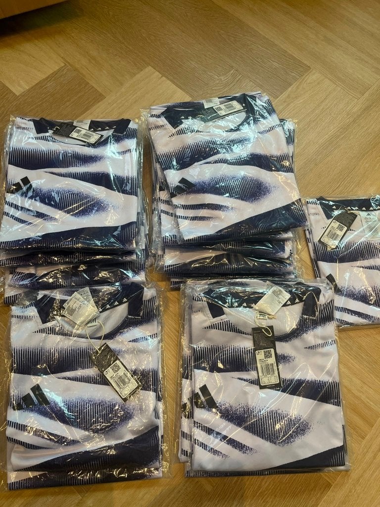 Partij Adidas LR Reg JSY W Rugby Shirts 23 stuks, Kleding | Dames, Adidas, Nieuw, Ophalen of Verzenden, Adidas AG