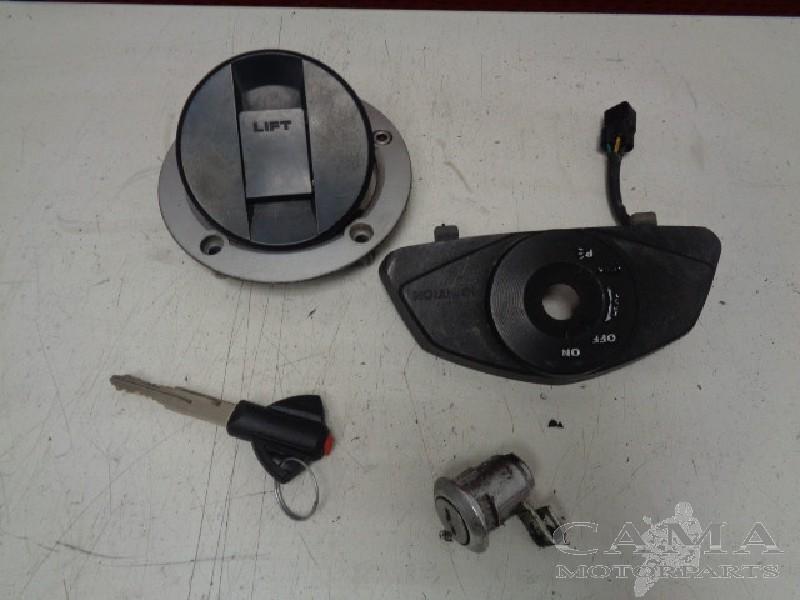 Slotenset Suzuki GSR 750 2011-2016 (GSR 750) 2010, Gebruikt, Suzuki Deutschland GmbH, Kontakt@suzuki.de, Suzuki-Allee 7, Bensheim 64625, , Duitsland