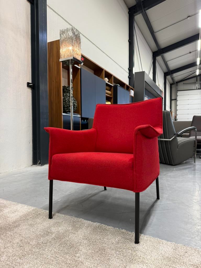 Design on Stock Limec Fauteuil rood wolstof Design stoel, Huis en Inrichting, Fauteuils, Design on Stock, 75 tot 100 cm, Ophalen of Verzenden