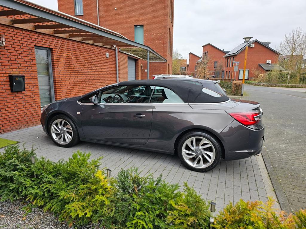 Opel Cascada 1.4 Turbo 88KW 2013 Grijs, Auto's, Voorwielaandrijving, 15 km/l, 1250 kg, 4 cilinders
