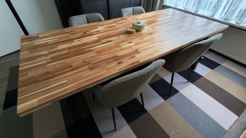 Ikea Skogsta eettafel 235x100 cm, Ophalen, 100 tot 150 cm, 200 cm of meer, Zo goed als nieuw