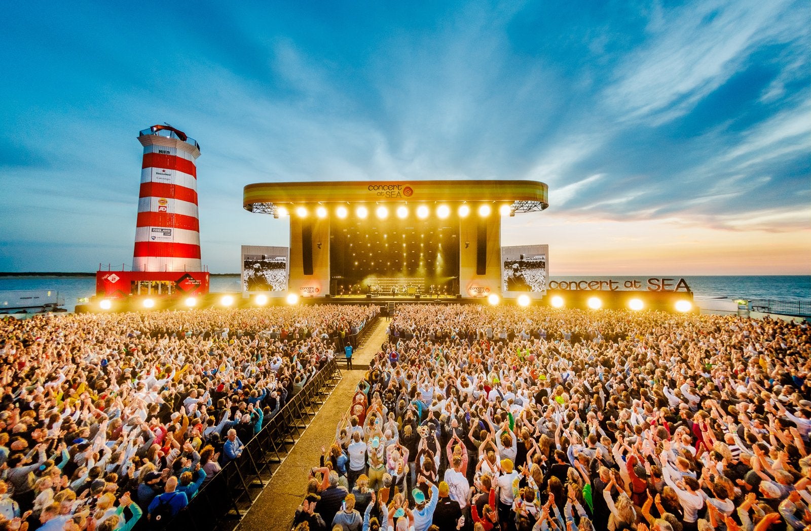 1x ticket en parkeerticket Concert at Sea, Tickets en Kaartjes, Evenementen en Festivals, Eén persoon
