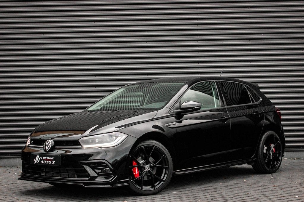 Volkswagen POLO 1.0 TSI 110PK DSG R-LINE / FULL BLACK / VERL, Stof, Zwart, Bedrijf, Nieuw