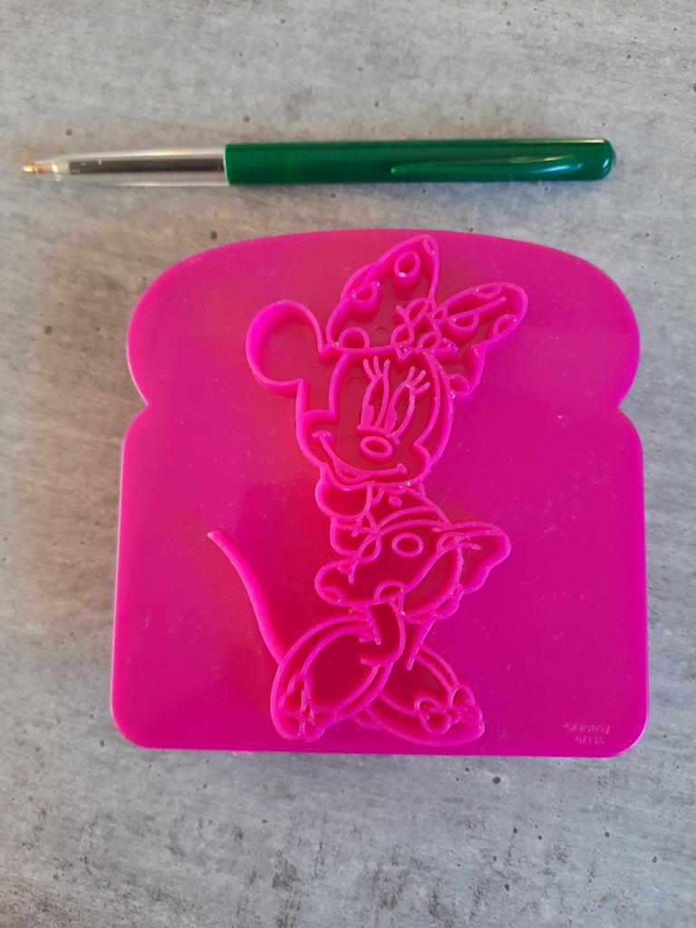 Minnie Mouse Broodvormpje - Roze Kunststof, Overige typen, Kunststof, Ophalen of Verzenden, Zo goed als nieuw