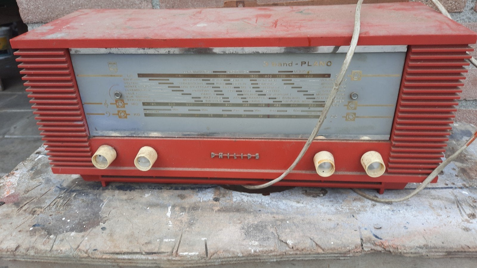 te koop Vintage Philips buizenradio - voor restauratie of on, Ophalen of Verzenden