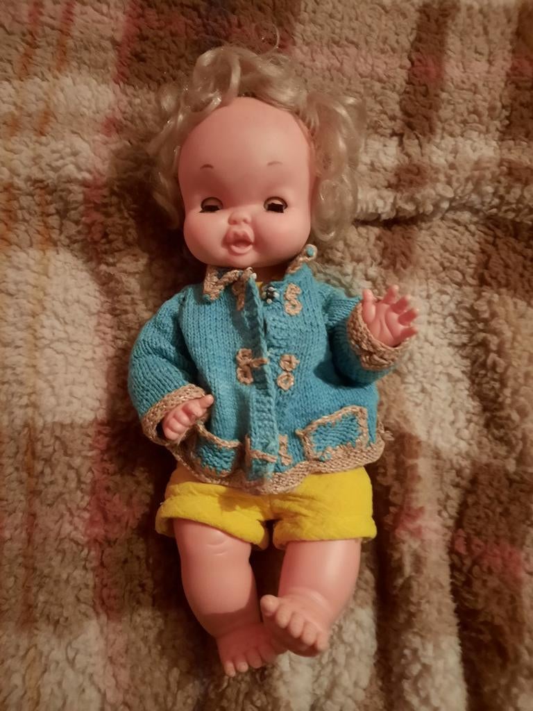 Oude Famosa pop 32 cm, Verzamelen, Poppen, Ophalen of Verzenden, Gebruikt, Pop