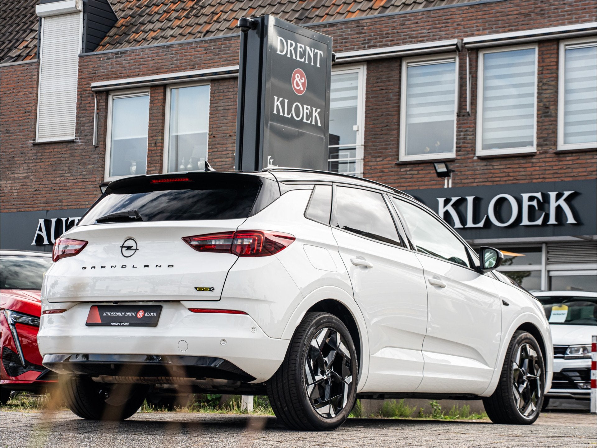 Opel Grandland 1.6 Turbo Plug-In Hybrid 4x4 GSe 19 INCH CAME, Auto's, Opel, Dealer onderhouden, Automatische klimaatregeling, 4 cilinders