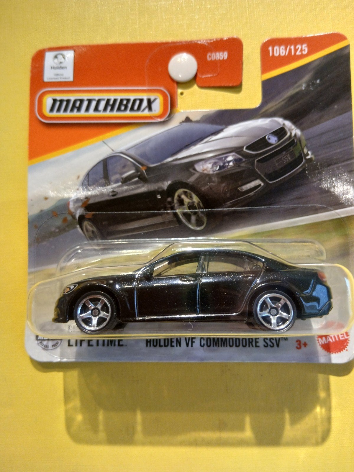 Holden VF Commodore SSV Matchbox 106/125, Ophalen of Verzenden, Nieuw, Auto