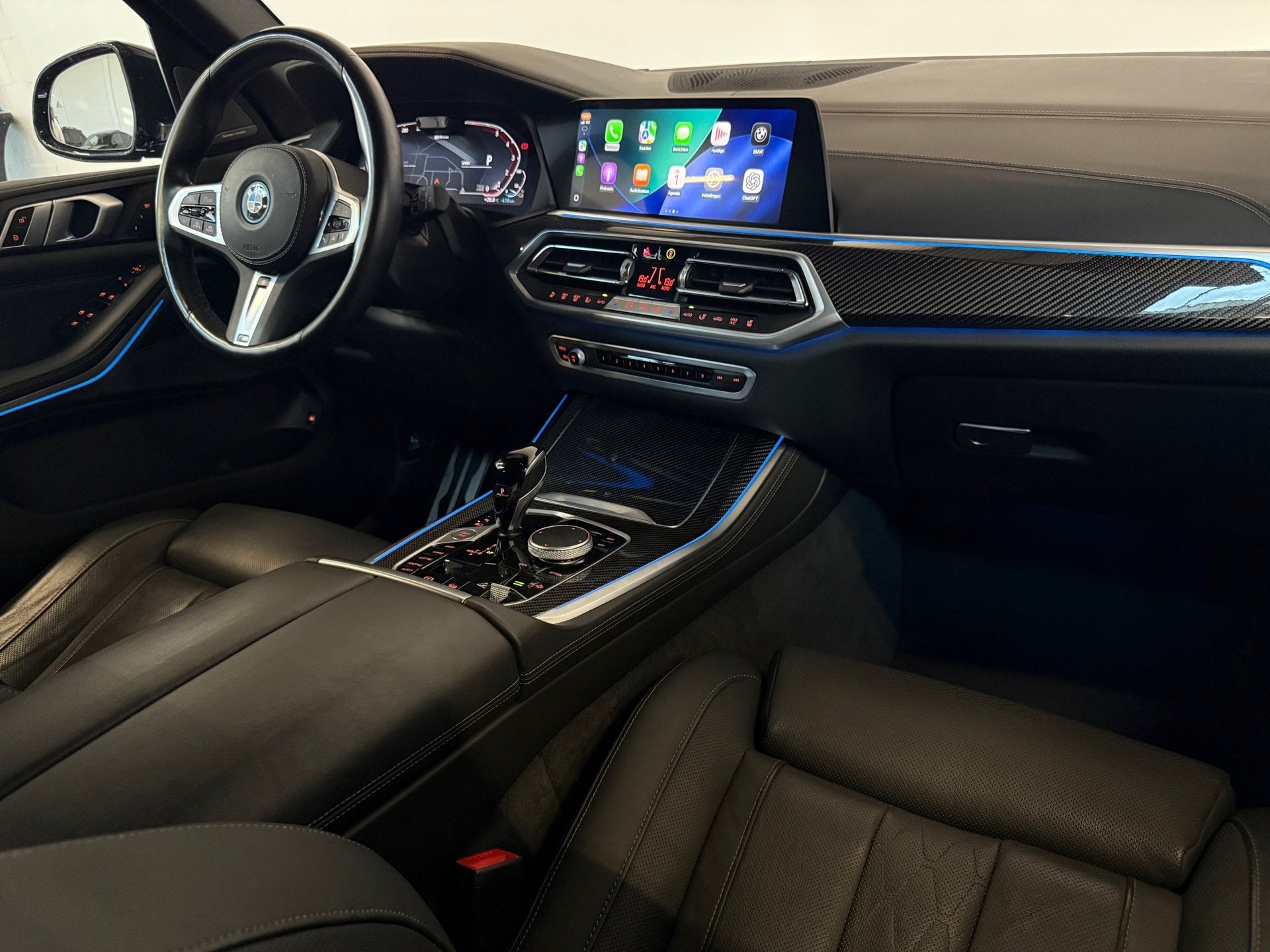 BMW X5 xDrive 45e M-Sport Pano Laser Harman Kardon Trekhaak, Automaat, Gebruikt, 394 pk, Zwart
