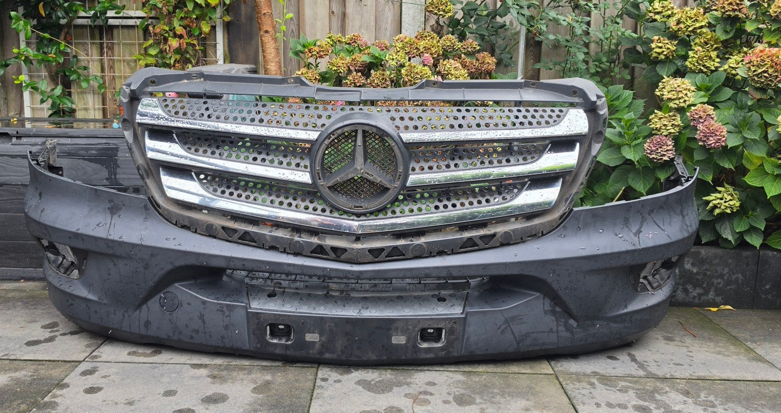 Mercedes-Benz Bumper, Gebruikt, Voor, Mercedes-Benz, Ophalen of Verzenden