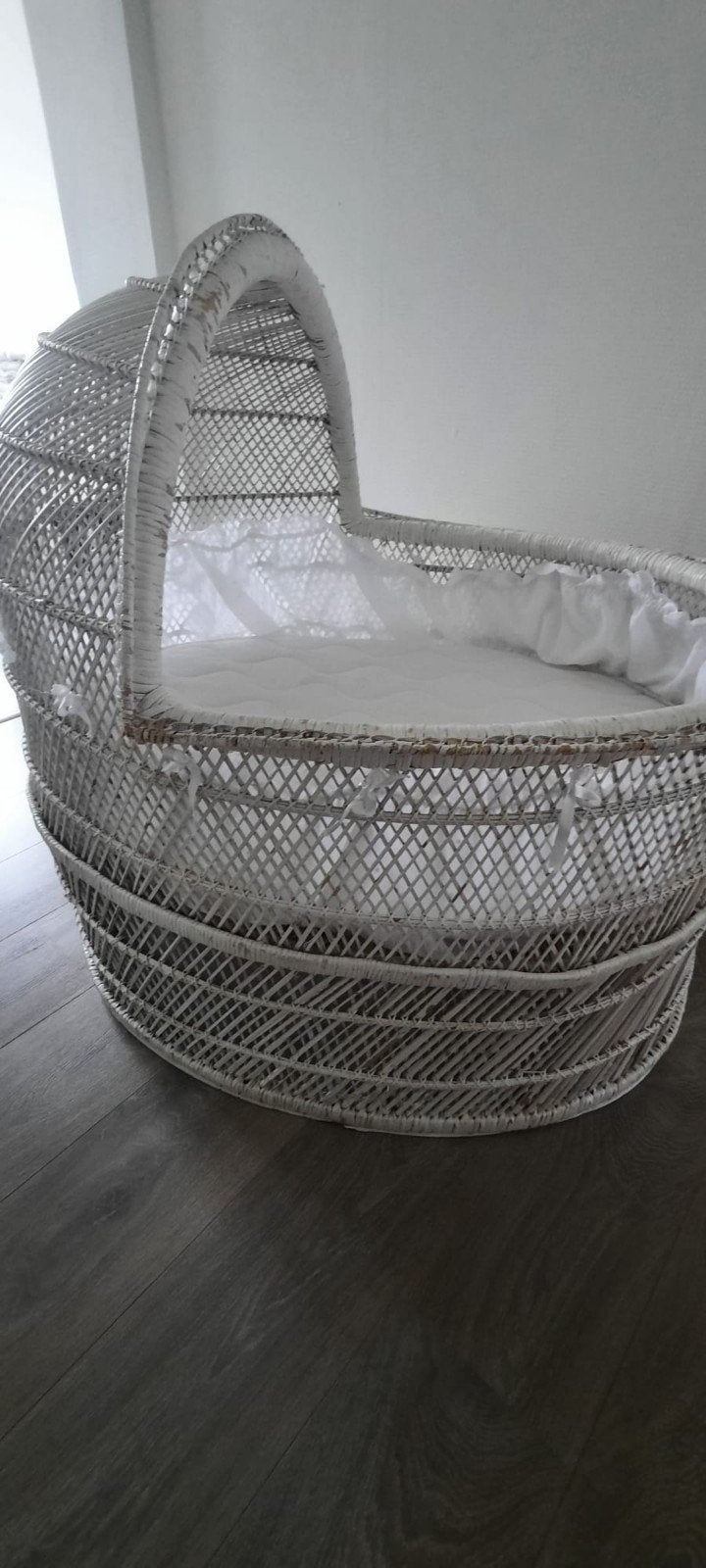 Vintage rotan wieg, Ophalen